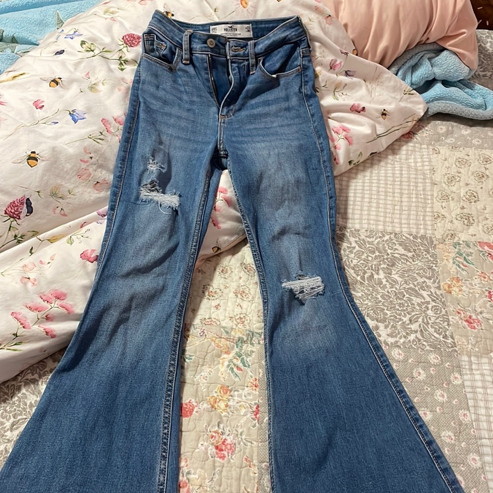 Hollister high rise vintage flare ripped jeans